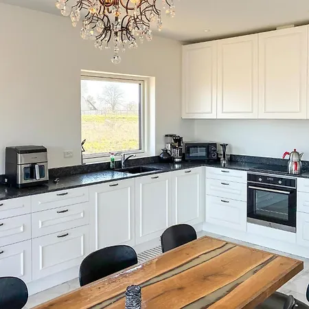 3 Bedroom Stunning In Feriehus *